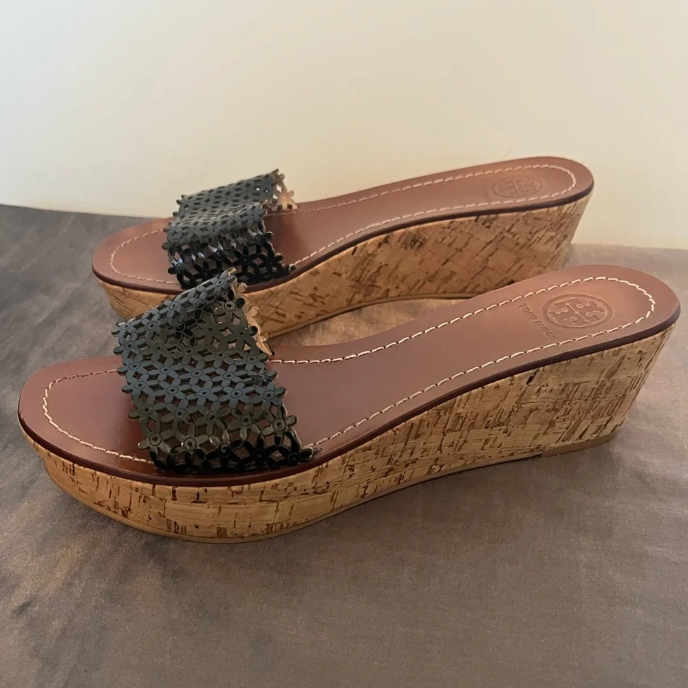 Tory Burch Black Floral Laser-Cut Cork Wedge Slide
